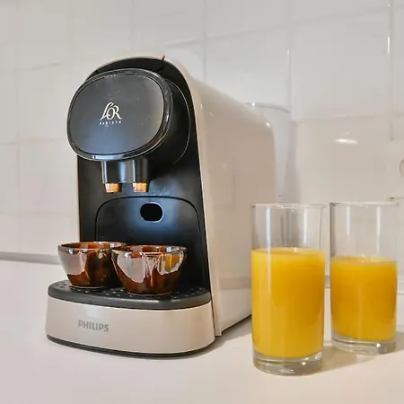 Apartament Studio Chaleureux A La Sortie De La Gare Du Metro 11 & Proche De Paris & Hopital Andre Gregoire Noisy-le-Sec