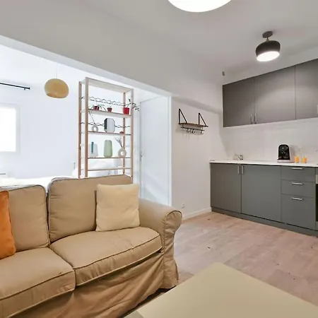 Studio Chaleureux A La Sortie De La Gare Du Metro 11 & Proche De Paris & Hopital Andre Gregoire Noisy-le-Sec